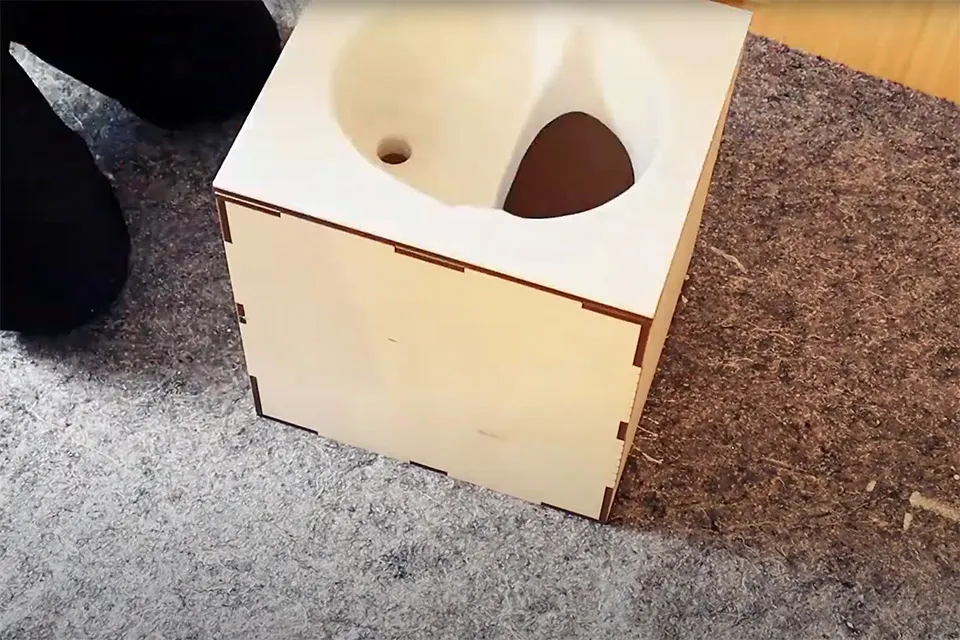Kildwick-Mini Trockentrenntoilette