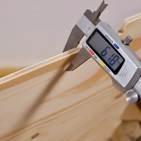 Goldeimer Cube Trockentrenntoilette Material und Stärke