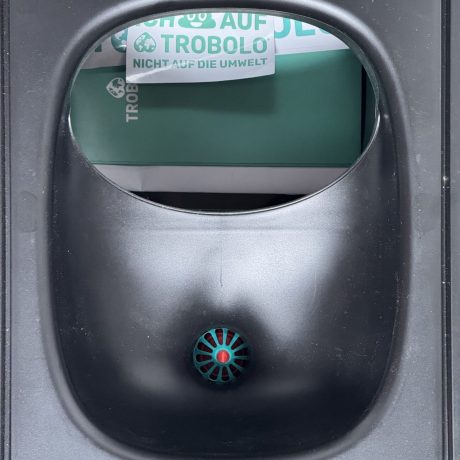 TROBOLO BilaBox Trenneinsatz Blick in das Innere der Toilette