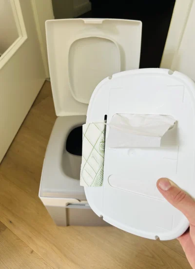 TROBOLO Toilettenpapierspender und WandaGO